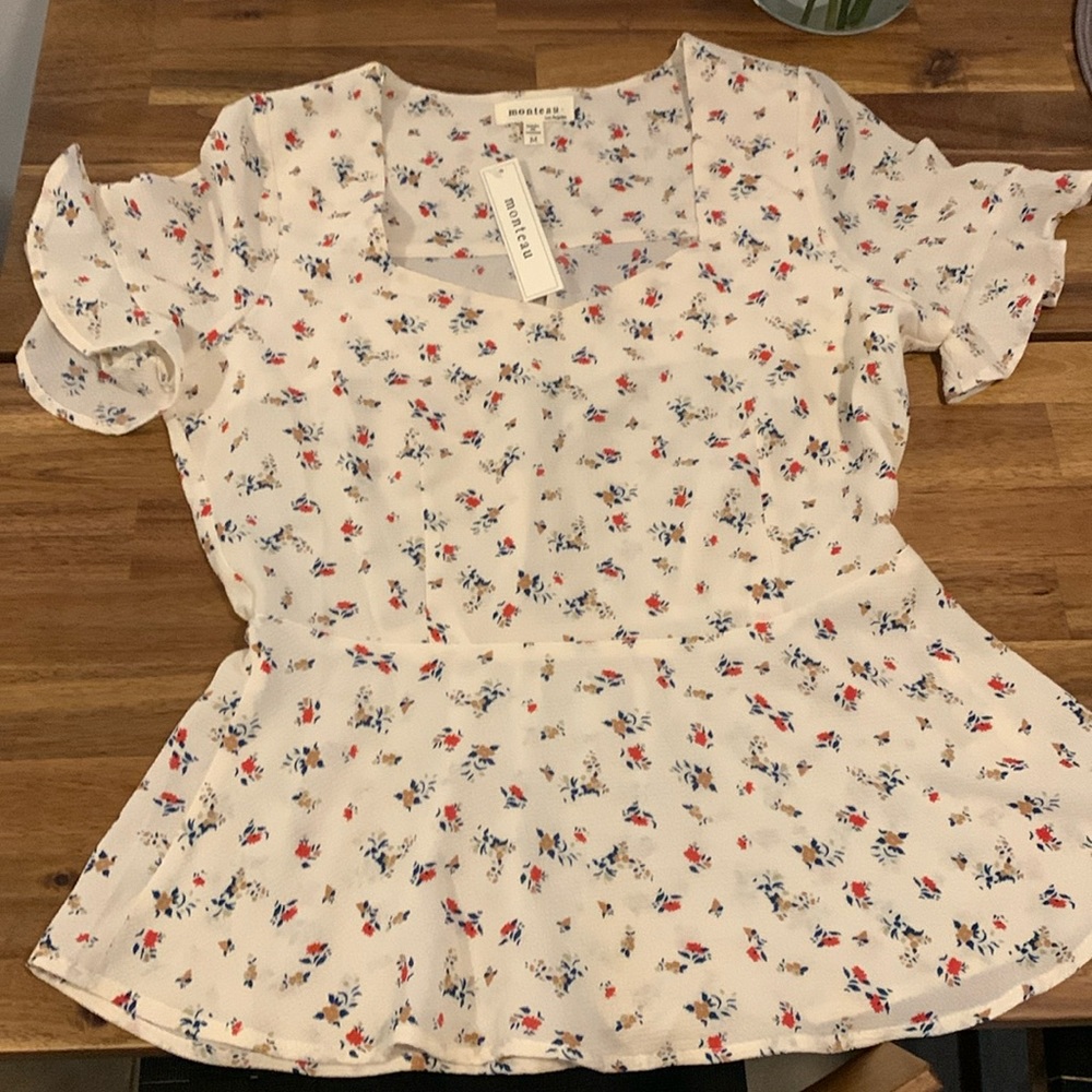 Monteau- Medium - Top
